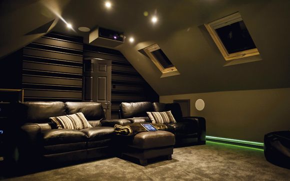 Reader's Cinema: Best seat in the house - Installs