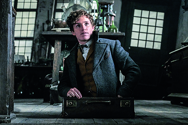 3D_Blu_fantastic_beasts_jul19.jpg