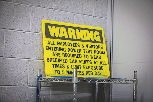 JBL_Harman_center_warning